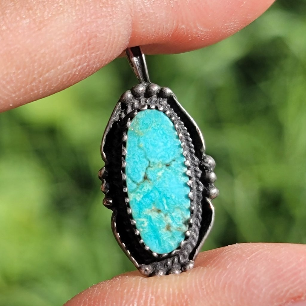 Absolutely Stunning Vintage Native American Turquoise 925 Sterling Pendant 120$